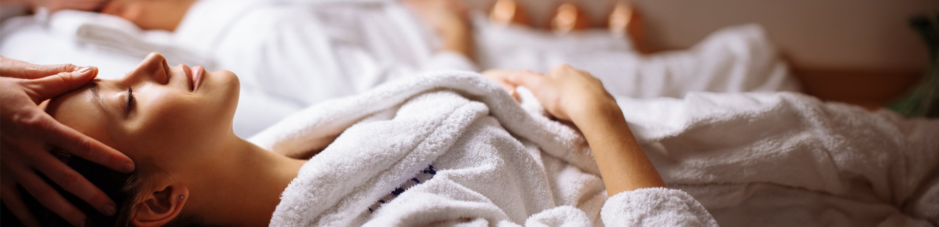 Guests relaxing in a luxurious onboard spa | MSC Cruises