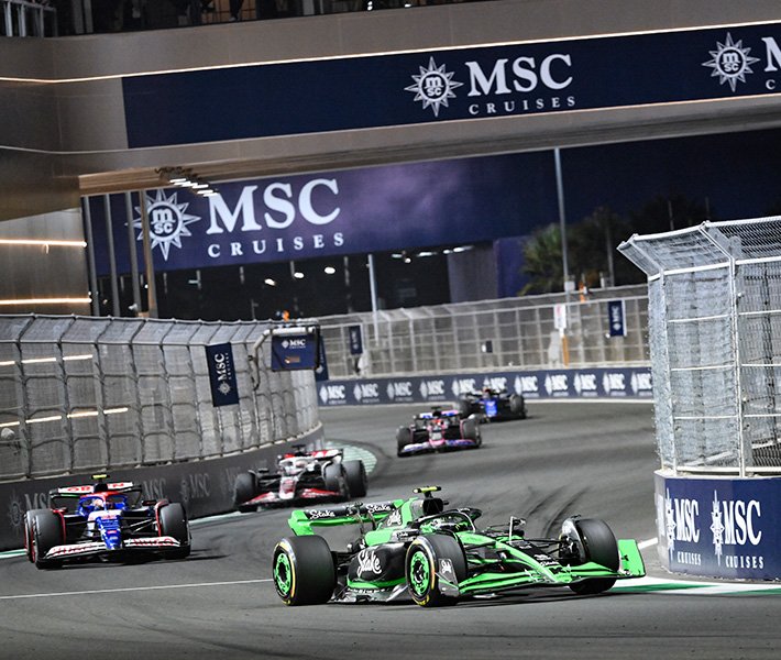 Formula 1 image on tracks 2 Formula 1 image on tracks 2