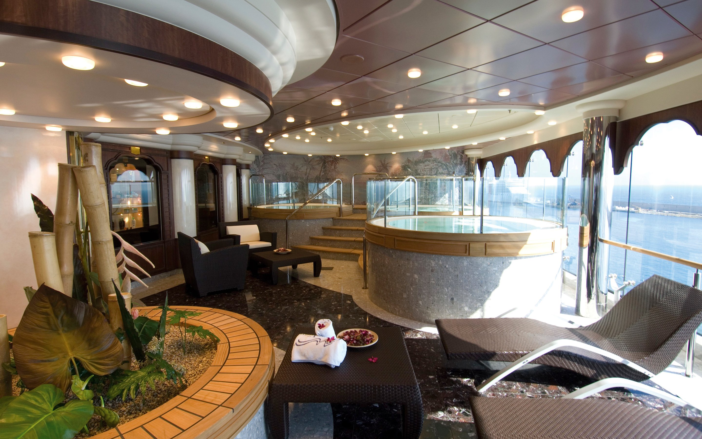 MSC Orchestra Public Area Relaxation 01