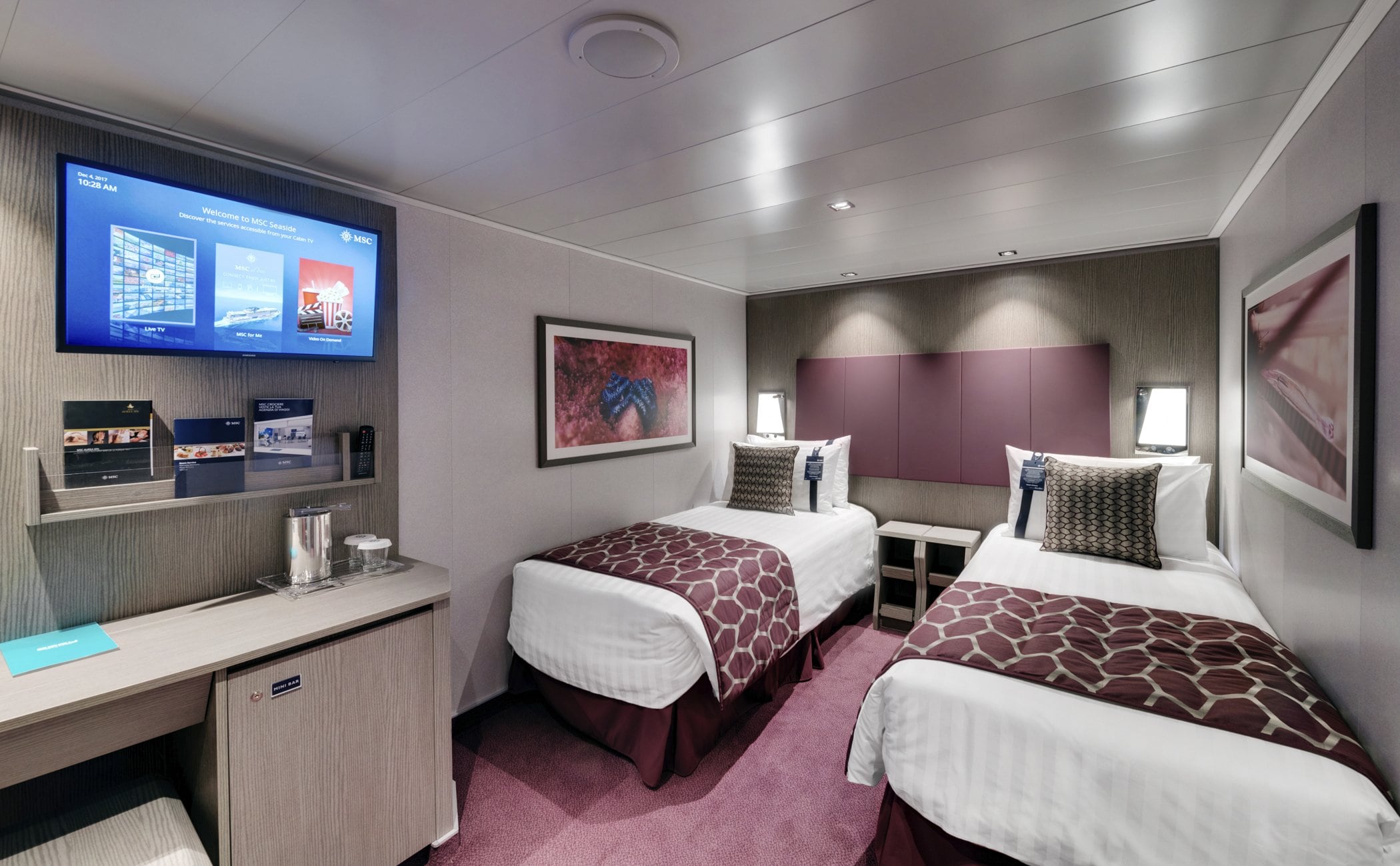 MSC Seaside Cabin: Interior 10