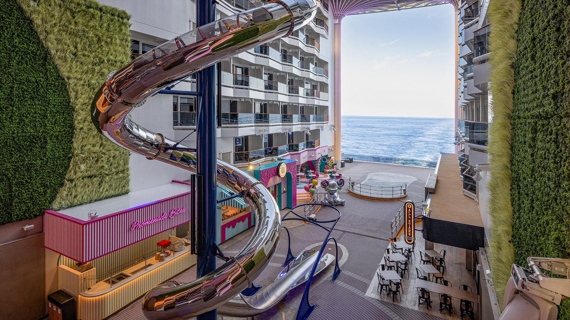  Jaw Drop @ The Spiral, MSC World America | MSC Cruises