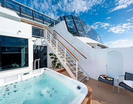 MSC Yacht Club Duplex Suite with Whirlpool bath, MSC World Europa | MSC Cruises MSC Yacht Club Duplex Suite with Whirlpool bath, MSC World Europa | MSC Cruises